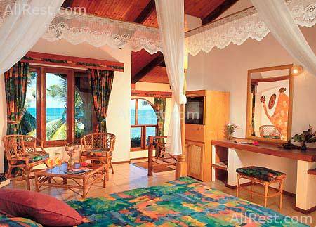 Black Parrot Suites Superior 4